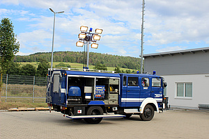 Flutlichtwagen mit Netzersatzanlage